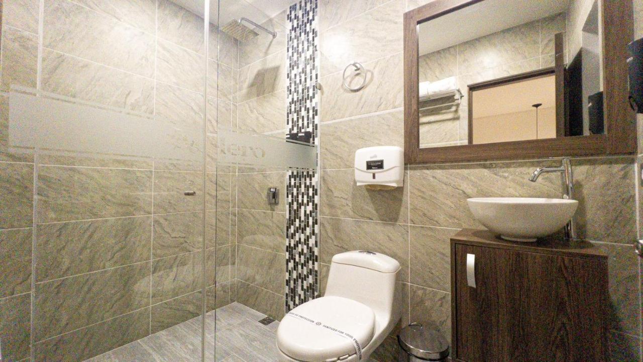 Velero Hotel 2*