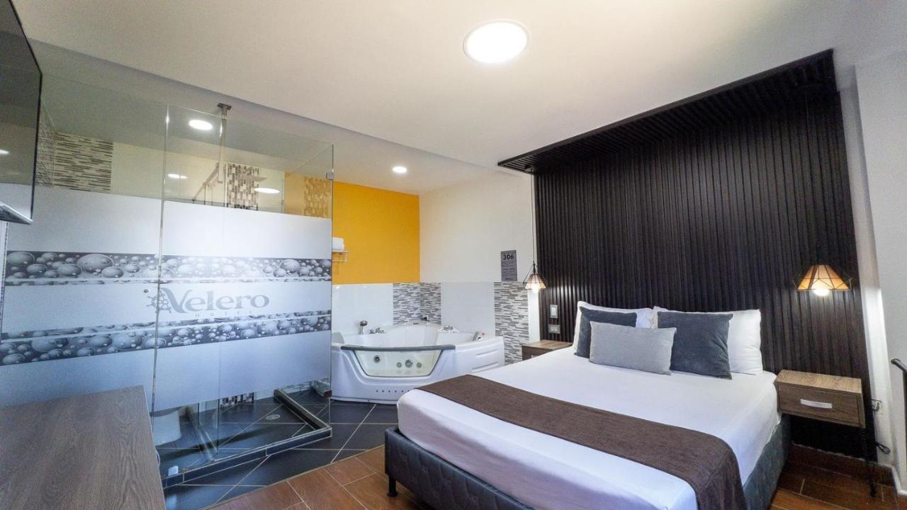 Velero Hotel 2*
